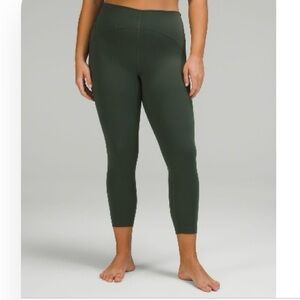 Lululemon Instill High Rise Tight 25” Size 6